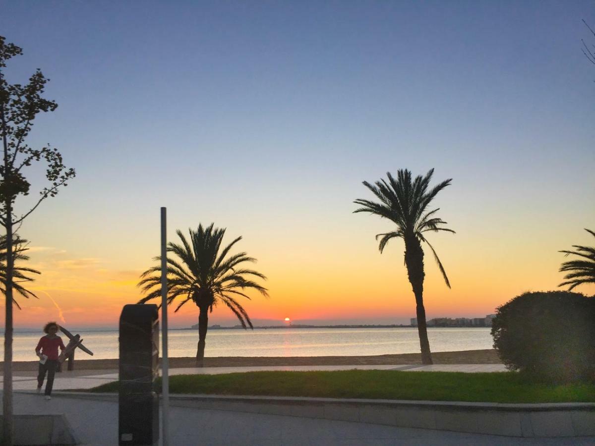 Holidays Penthouse: Panoramic Port Views with Free WiFi & Parking Roses Exterior photo