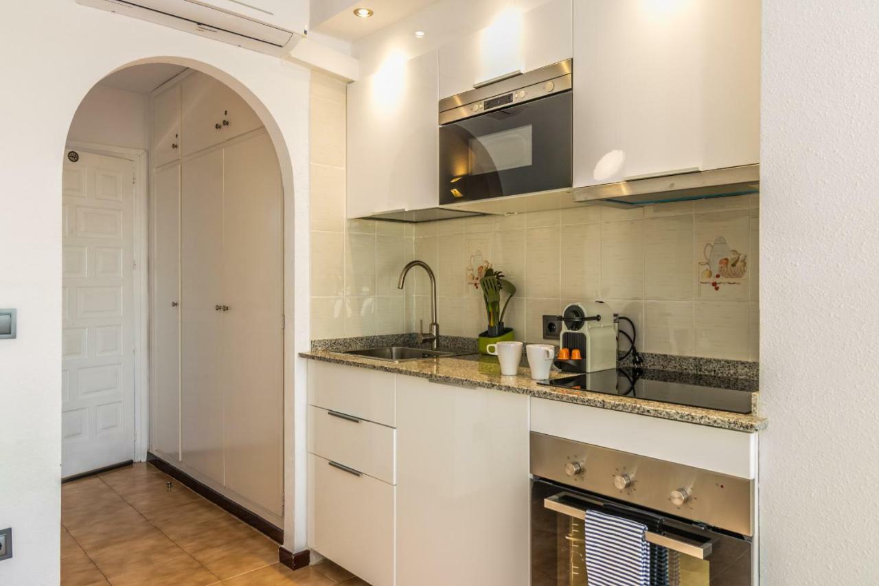 Holidays Penthouse: Panoramic Port Views with Free WiFi & Parking Roses Exterior photo