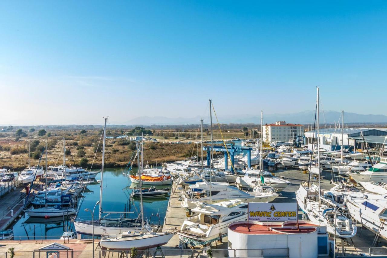 Holidays Penthouse: Panoramic Port Views with Free WiFi & Parking Roses Exterior photo